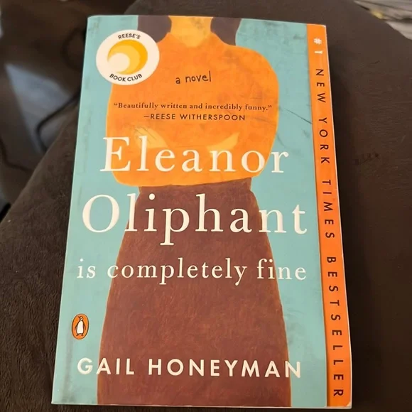 Eleanor Oliphant is Completely Fine by Gail Honeyman - Picture 1 of 3